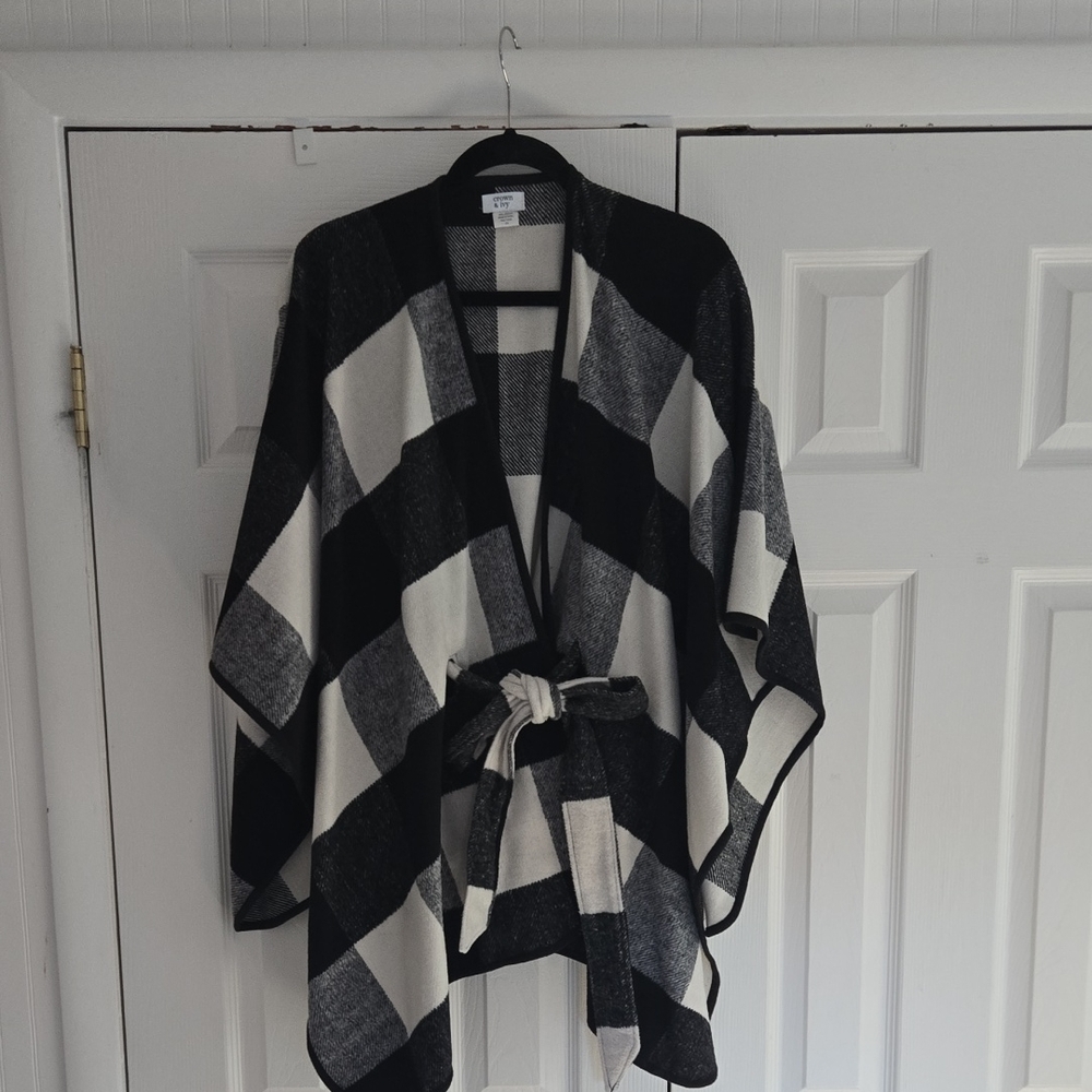Black and White Checkered Women's Sweater